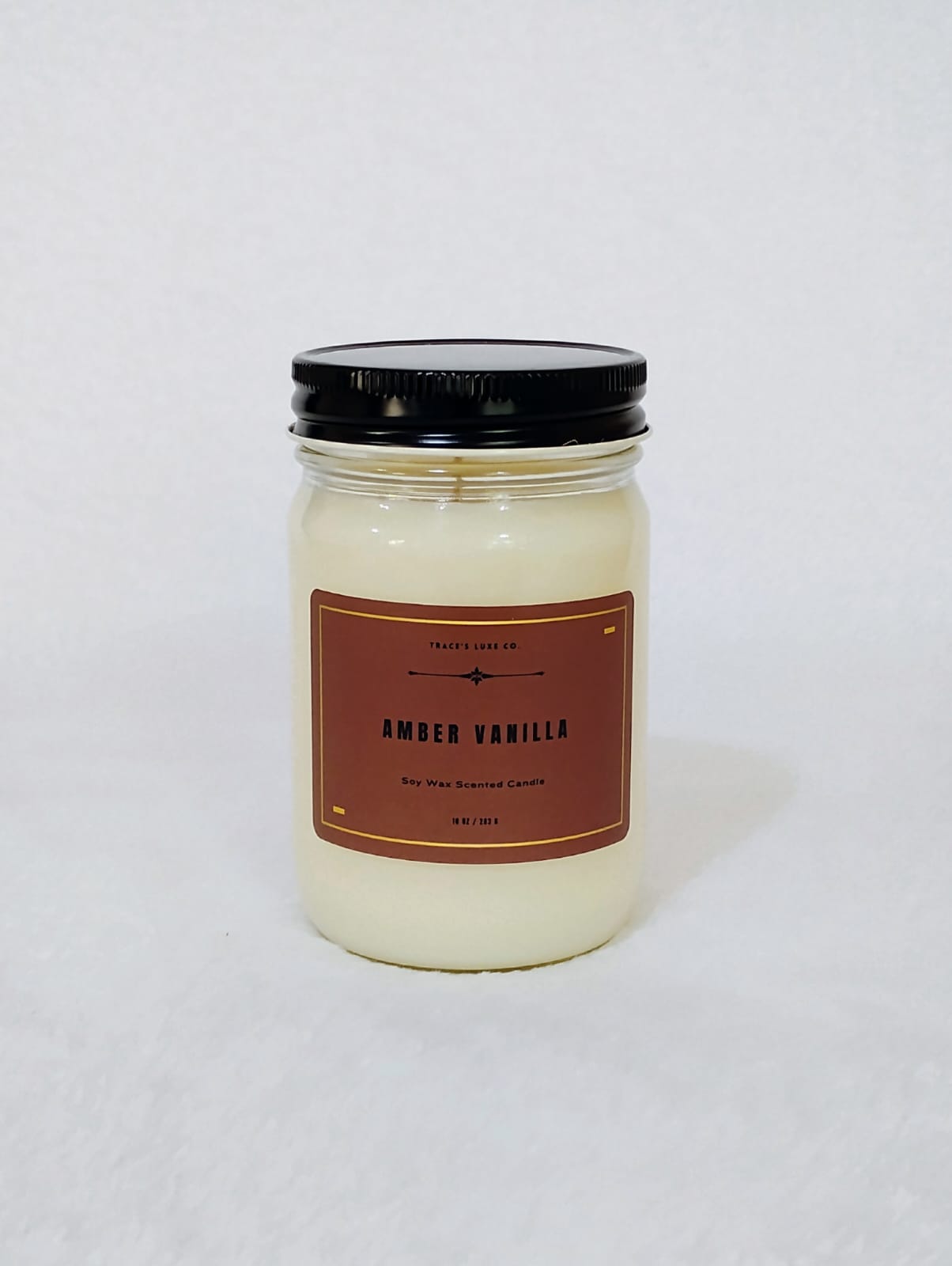 Trace's Luxe Amber & Vanilla Glow Candle